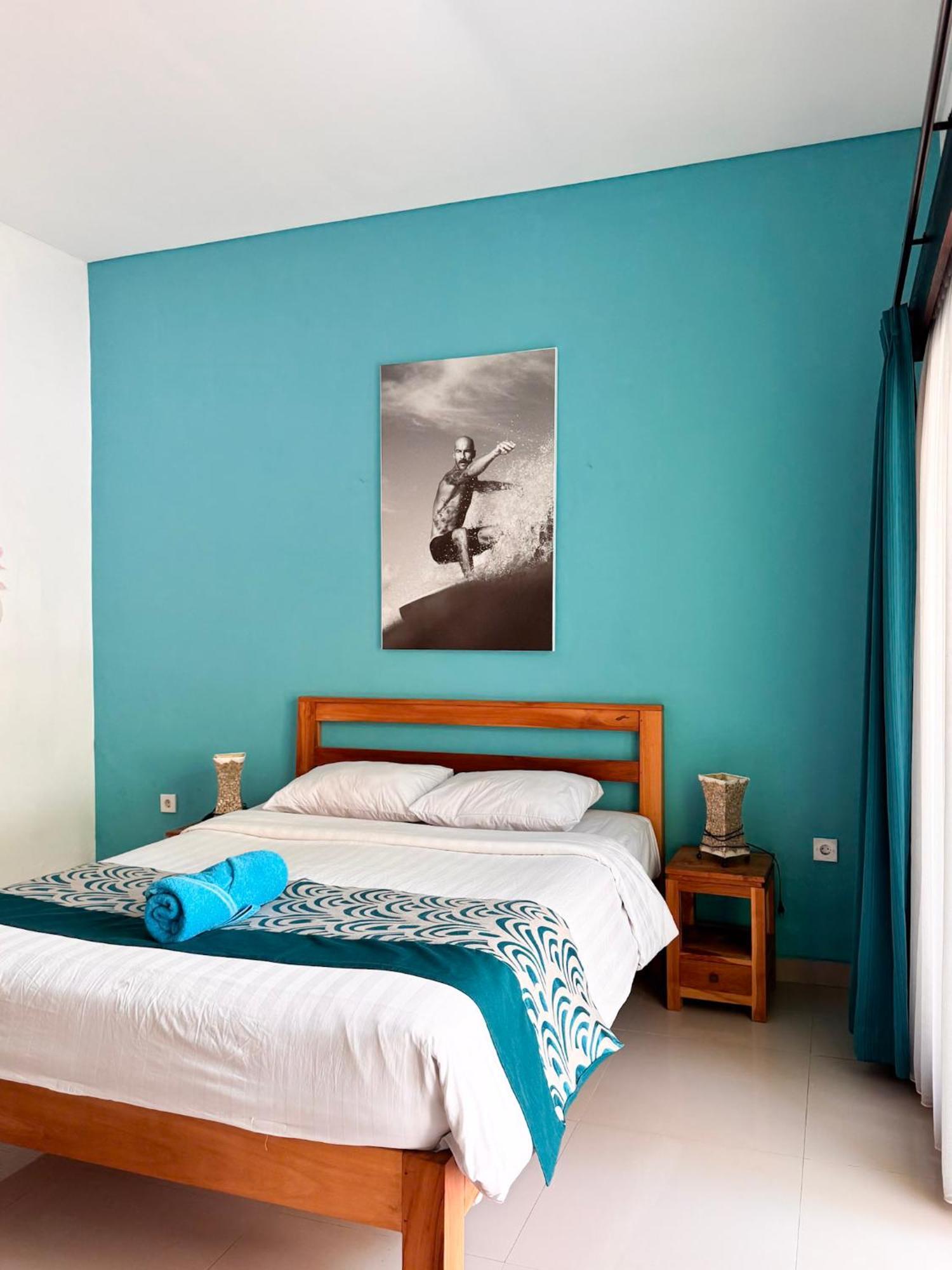 Urban Jungle Beach House Canggu Exterior foto